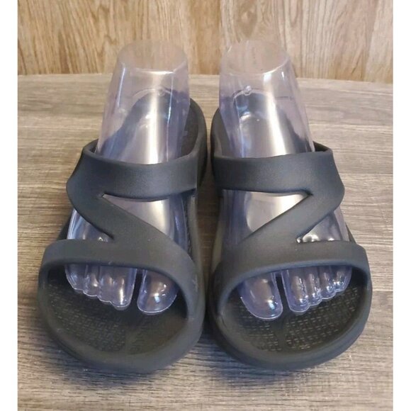 Telic Recovery Comfort Z-Strap Lightweight Sandals Women Size M US 9 Black - Picture 2 of 12